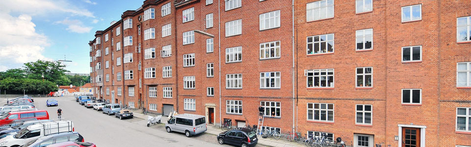 Facaden ud til vejen, Ringkøbingvej 24