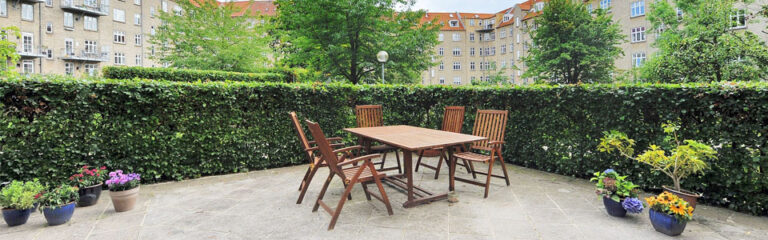 Terrasse i gårdhaven, Ringkøbingvej 24