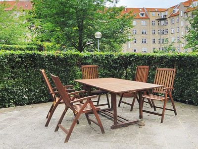 Terrasse i gårdhaven, Ringkøbingvej 24